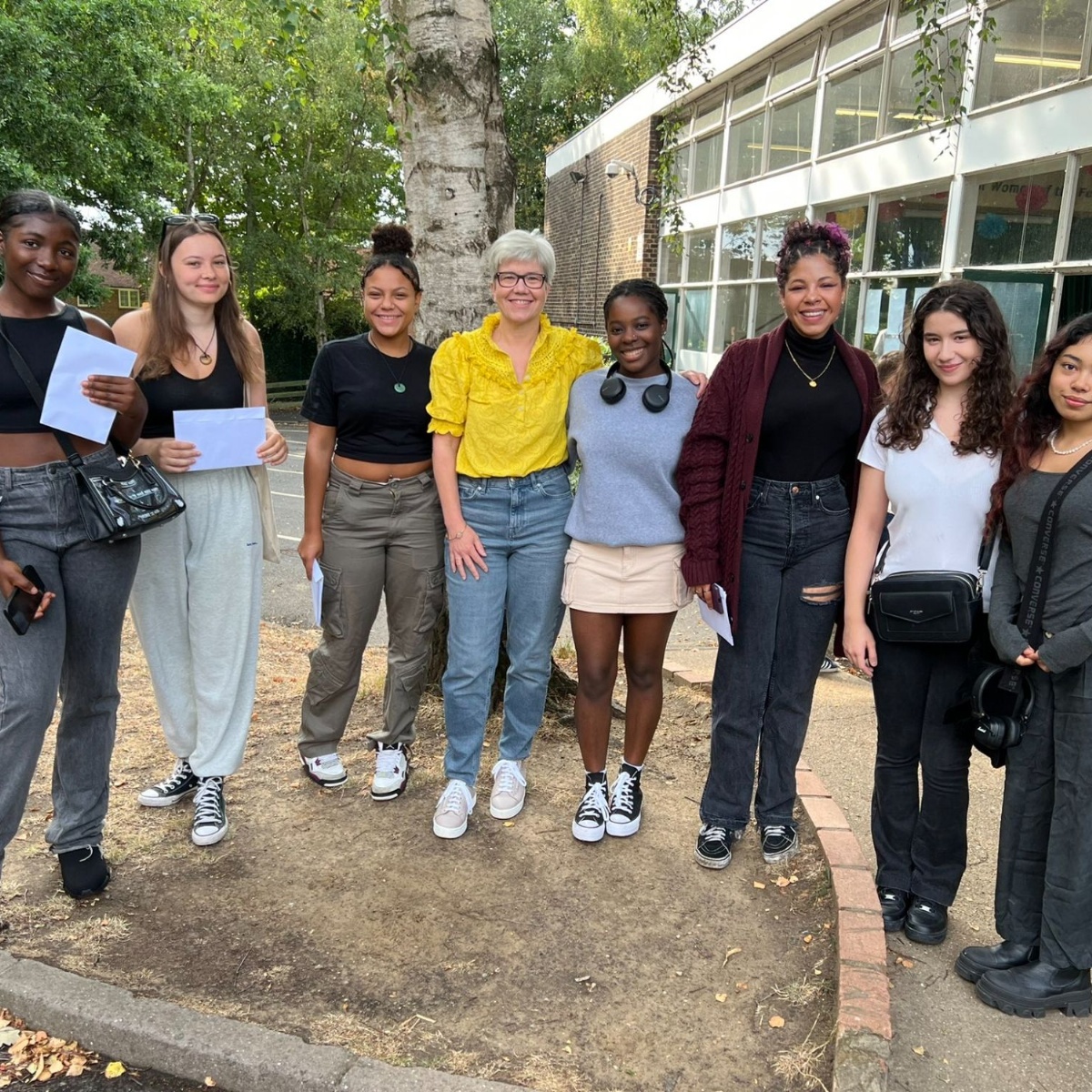 Results day success at RR6 - Ricards Lodge High School